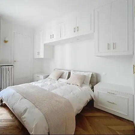 Modern Center With Big Terrace Apartamento