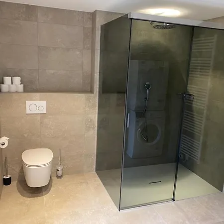 Appartement Modern Center With Big Terrace